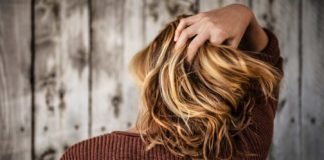 How-You-Should-Choose-The-Right-Cream-Moisturizer-For-Your-Hair-Type-on-newsworthyblog