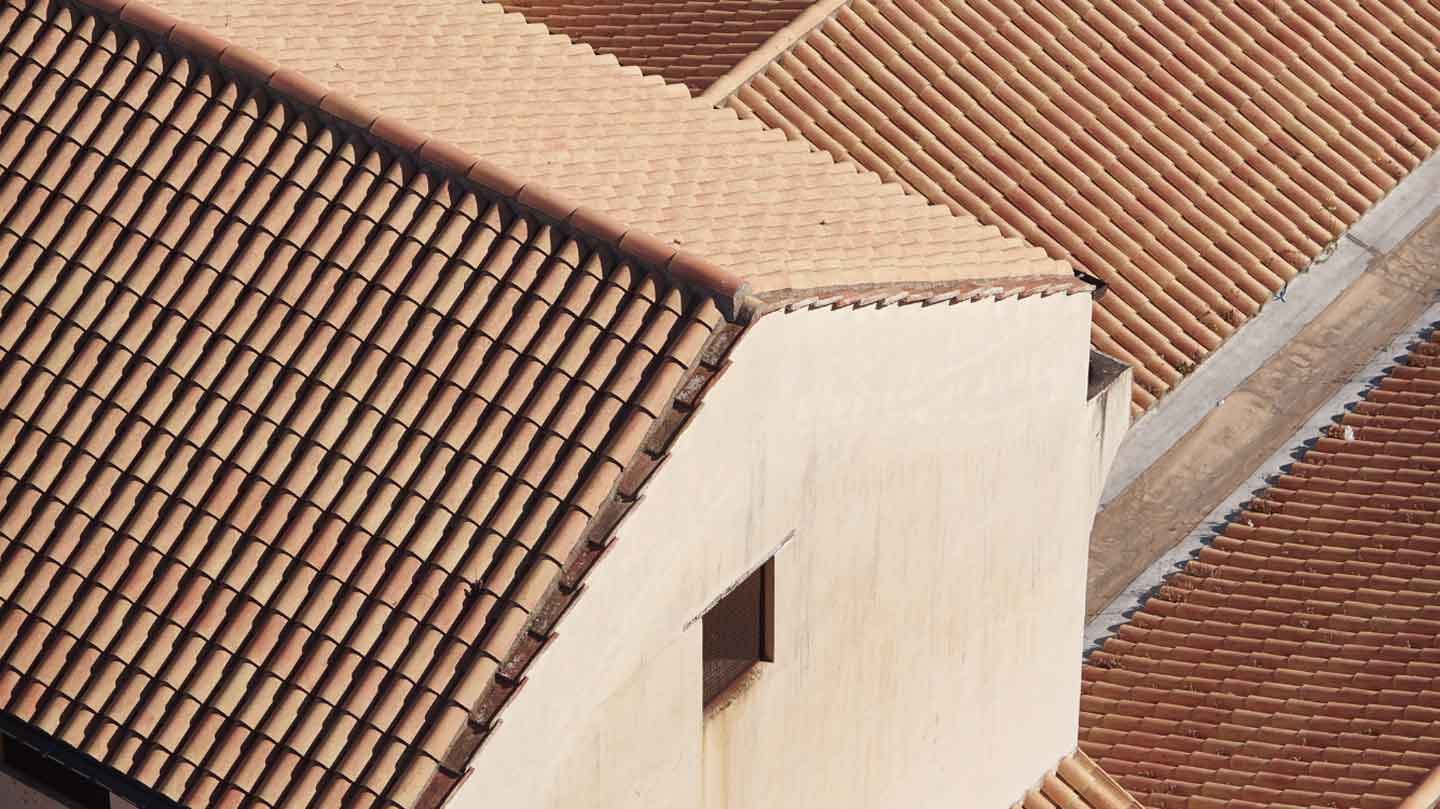 Reviving Historical Roofs: Preserving The Architectural Heritage
