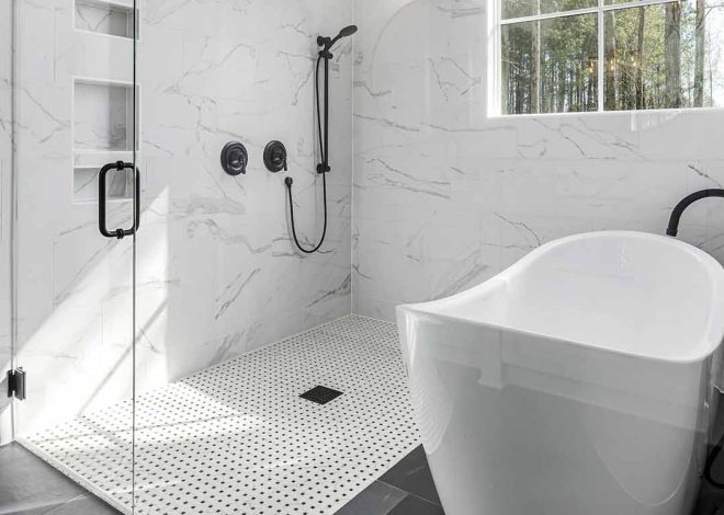 How Buyers Assess Tub And Shower Wall Panels For Durable Bathroom Performance