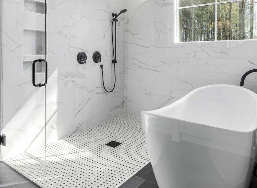 How Buyers Assess Tub And Shower Wall Panels For Durable Bathroom Performance